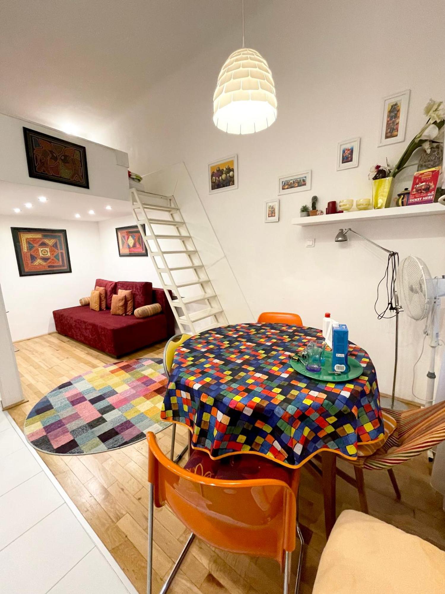 Rainbow Pearl Apartment At St Stephen' S Basilica Budapest Exterior photo